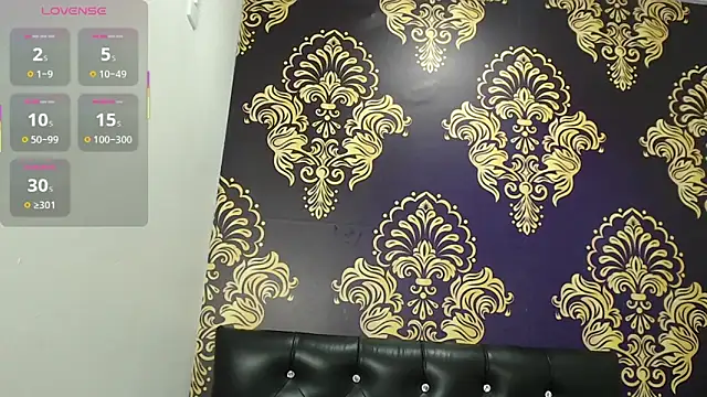 Snapshot of BigBoobs_Goddess chatting on 11-21-25, 11:31 BigBoobs Goddess online show from 11-21-25, 11:31