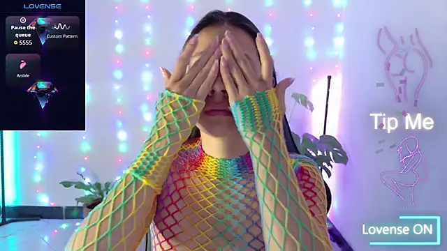 Snapshot of Sarasavage chatting on 01-07-26, 11:34 Sarasavage online show from 01-07-26, 11:34