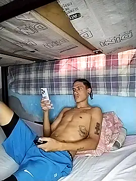 Snapshot of Gabriel_Stone chatting on 10-30-25, 07:36 Gabriel Stone online show from 10-30-25, 07:36