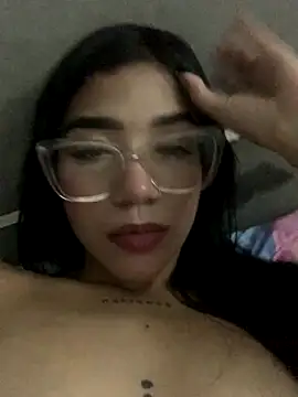 Snapshot of ElaRose_12 chatting on 11-21-25, 10:19 ElaRose 12 online show from 11-21-25, 10:19