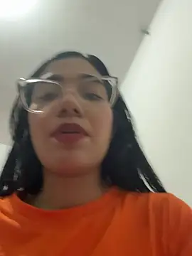 Snapshot of ElaRose_12 chatting on 07-11-26, 12:24 ElaRose 12 online show from 07-11-26, 12:24