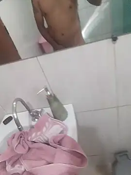 Snapshot of magnoDotado chatting on 09-30-25, 05:51 magnoDotado online show from 09-30-25, 05:51