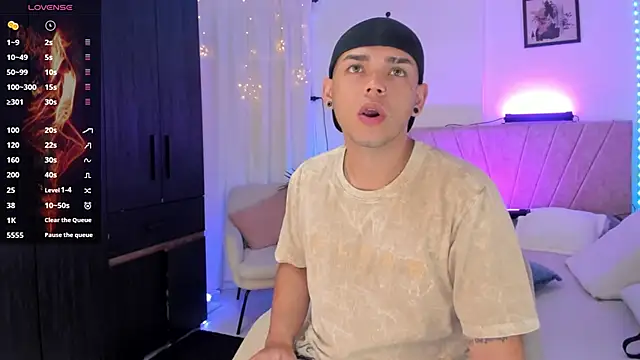 Snapshot of jhosepMoreno chatting on 09-17-25, 02:30 jhosepMoreno online show from 09-17-25, 02:30