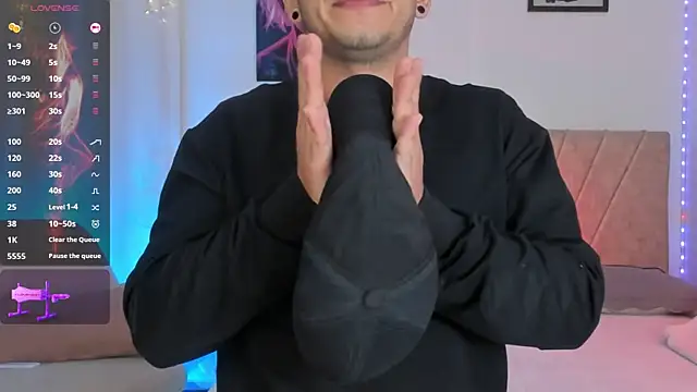 Snapshot of jhosepMoreno chatting on 10-10-25, 02:05 jhosepMoreno online show from 10-10-25, 02:05