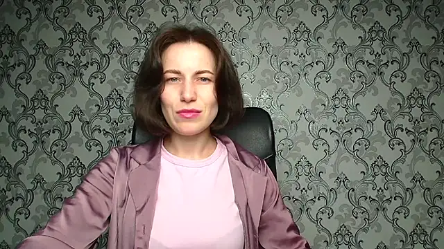 Kelly Kisss online show from 02-06-26, 12:41