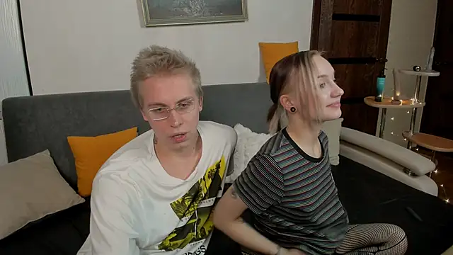 Snapshot of SammySccott chatting on 11-12-25, 08:48 SammySccott online show from 11-12-25, 08:48