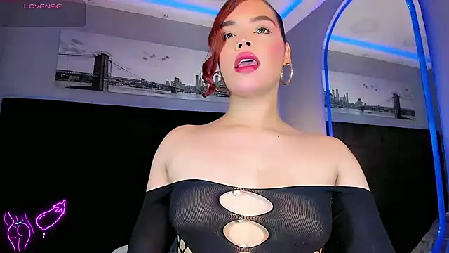Snapshot of LiaFernandaa chatting on 07-14-26, 05:34 LiaFernandaa online show from 07-14-26, 05:34