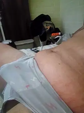 hotcower online show from 03-04-26, 02:17