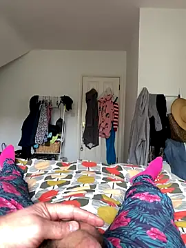 Bourne 606 online show from 10-12-25, 01:32