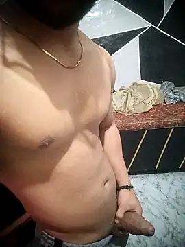 Kartikkartik8595 online show from 02-20-26, 08:53