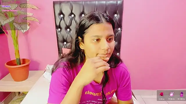 Snapshot of INDIANFLAME chatting on 06-22-26, 06:54 INDIANFLAME online show from 06-22-26, 06:54