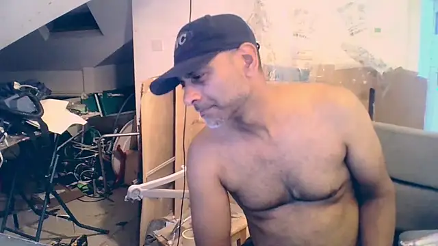 Snapshot of mista_sista_fista chatting on 06-19-26, 12:37 mista sista fista online show from 06-19-26, 12:37