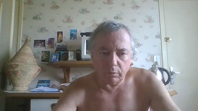 Snapshot of gegevincent chatting on 06-20-26, 12:41 gegevincent online show from 06-20-26, 12:41