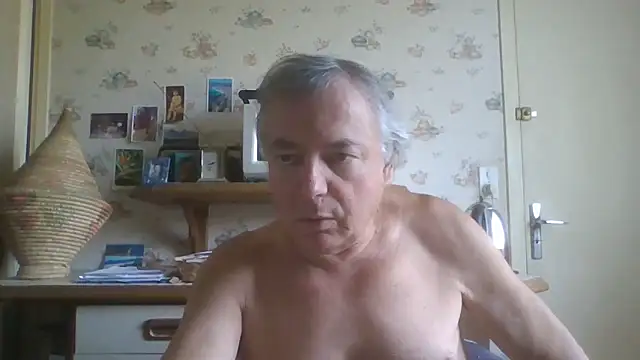 Snapshot of gegevincent chatting on 06-21-26, 11:46 gegevincent online show from 06-21-26, 11:46