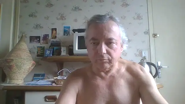 Snapshot of gegevincent chatting on 06-29-26, 09:04 gegevincent online show from 06-29-26, 09:04