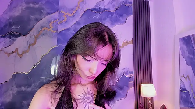 Snapshot of MaddieStark chatting on 07-01-26, 01:02 MaddieStark online show from 07-01-26, 01:02