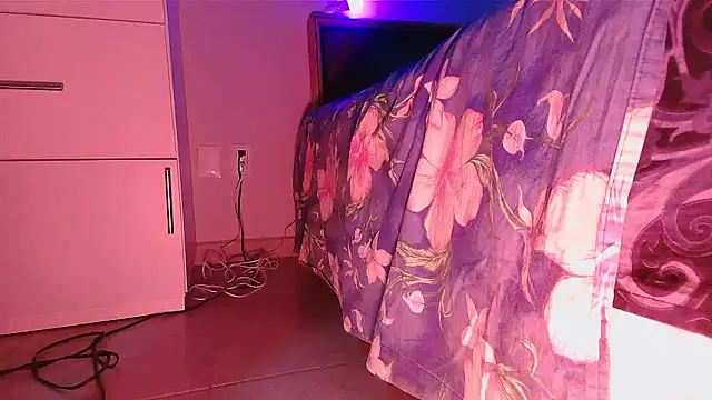 SatiroyNinfa online show from 01-10-26, 10:36