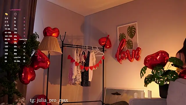 Julia PR0 online show from 02-15-26, 10:25