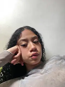 Snapshot of jadee8 chatting on 04-03-26, 05:00 jadee8 online show from 04-03-26, 05:00