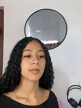 Snapshot of jadee8 chatting on 04-18-26, 07:07 jadee8 online show from 04-18-26, 07:07