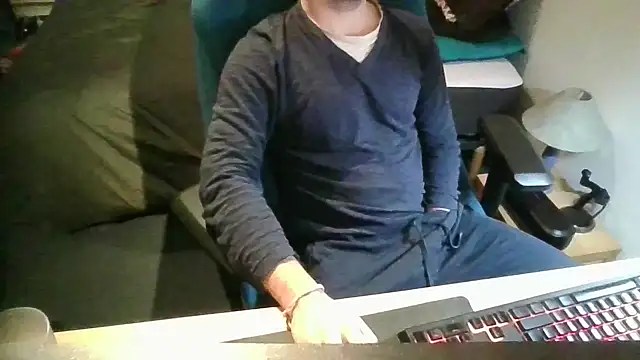 Snapshot of azdert210 chatting on 03-01-26, 05:26 azdert210 online show from 03-01-26, 05:26