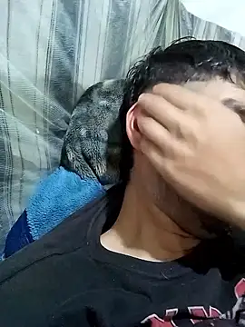 jjhojan11 online show from 01-12-26, 12:49