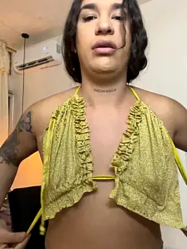 Snapshot of Sweet_vicky_hot chatting on 10-07-25, 07:00 Sweet vicky hot online show from 10-07-25, 07:00