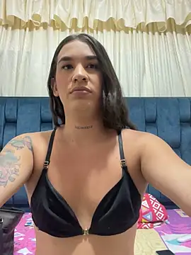 Snapshot of Sweet_vicky_hot chatting on 10-15-25, 07:03 Sweet vicky hot online show from 10-15-25, 07:03