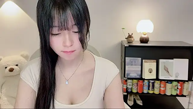 Onechestnut online show from 06-25-26, 05:12