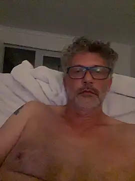 Snapshot of max219 chatting on 05-16-26, 01:13 max219 online show from 05-16-26, 01:13
