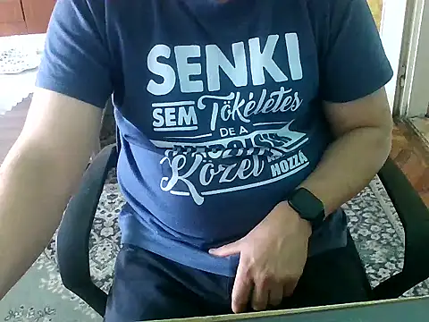 Snapshot of zee06 chatting on 10-25-25, 11:07 zee06 online show from 10-25-25, 11:07