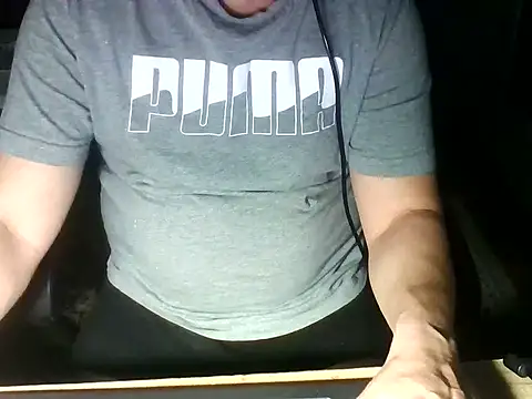 Snapshot of zee06 chatting on 10-27-25, 09:41 zee06 online show from 10-27-25, 09:41