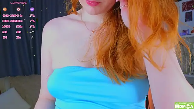 Snapshot of JoyceJones chatting on 07-25-26, 11:19 JoyceJones online show from 07-25-26, 11:19