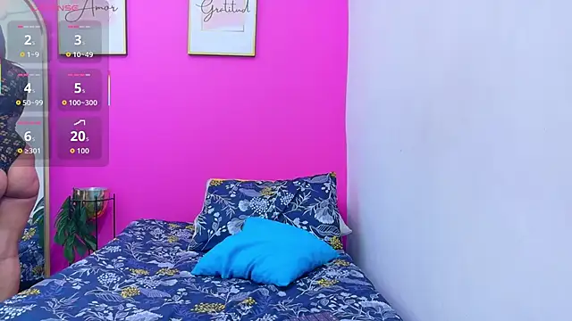 Snapshot of daddyysObsessed chatting on 10-02-25, 01:07 daddyysObsessed online show from 10-02-25, 01:07