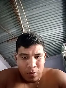 Snapshot of Oscariin96 chatting on 02-02-26, 07:23 Oscariin96 online show from 02-02-26, 07:23