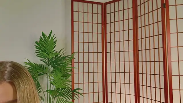 milaa sun online show from 03-13-26, 01:45