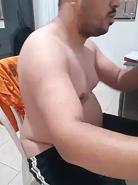 Snapshot of Urso_Nerd chatting on 10-02-25, 03:30 Urso Nerd online show from 10-02-25, 03:30