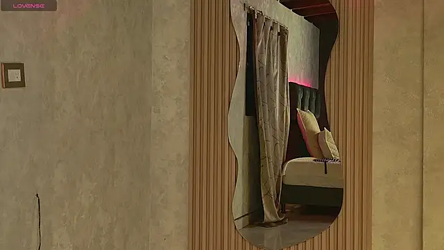 Taurito    online show from 10-19-25, 04:46