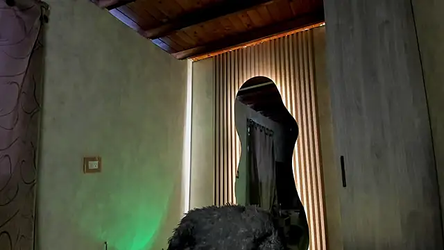 Taurito    online show from 01-07-26, 12:51