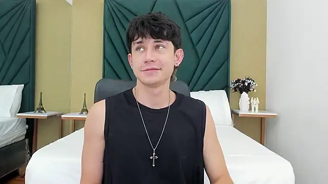 Snapshot of Michael_blue chatting on 03-24-26, 07:41 Michael blue online show from 03-24-26, 07:41