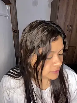 Snapshot of NattashaMore_0719 chatting on 09-10-25, 02:17 NattashaMore 0719 online show from 09-10-25, 02:17