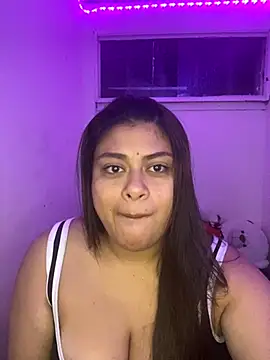 Snapshot of NattashaMore_0719 chatting on 09-21-25, 05:09 NattashaMore 0719 online show from 09-21-25, 05:09