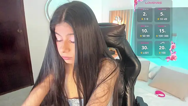Snapshot of carlina_15 chatting on 06-27-26, 12:22 carlina 15 online show from 06-27-26, 12:22