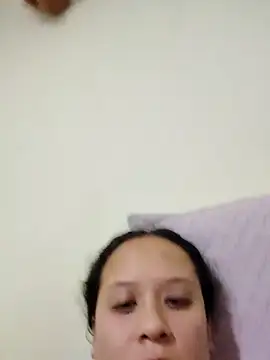 Snapshot of You-sexy-starr chatting on 09-18-25, 02:30 You-sexy-starr online show from 09-18-25, 02:30