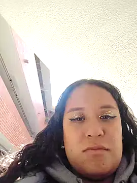 Snapshot of You-sexy-starr chatting on 11-06-25, 01:56 You-sexy-starr online show from 11-06-25, 01:56