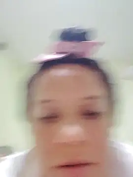 Snapshot of You-sexy-starr chatting on 11-08-25, 03:07 You-sexy-starr online show from 11-08-25, 03:07