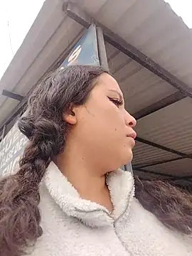 Snapshot of You-sexy-starr chatting on 12-02-25, 07:42 You-sexy-starr online show from 12-02-25, 07:42