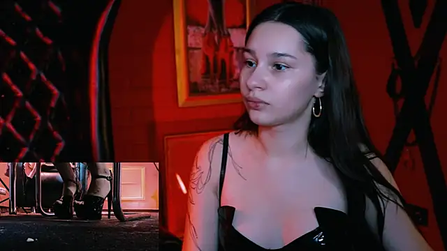 Snapshot of KimClarks_ chatting on 09-22-25, 08:49 KimClarks online show from 09-22-25, 08:49