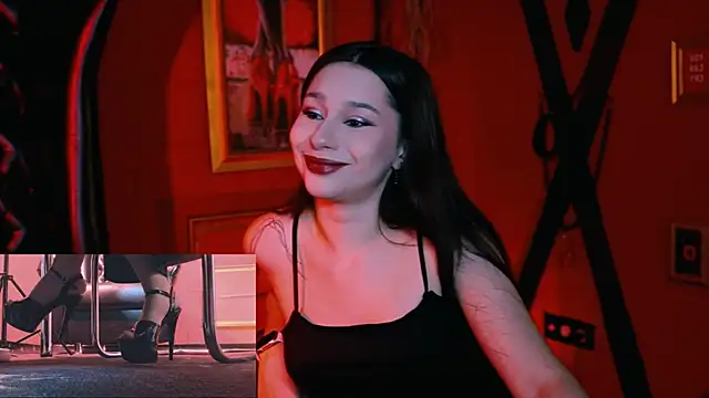 Snapshot of KimClarks_ chatting on 09-24-25, 12:30 KimClarks online show from 09-24-25, 12:30