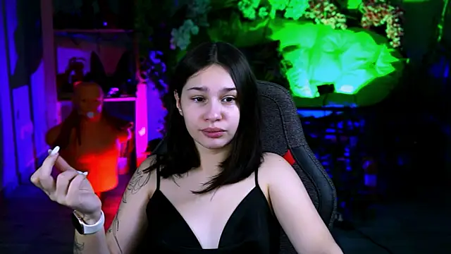 Snapshot of KimClarks_ chatting on 10-28-25, 12:52 KimClarks online show from 10-28-25, 12:52